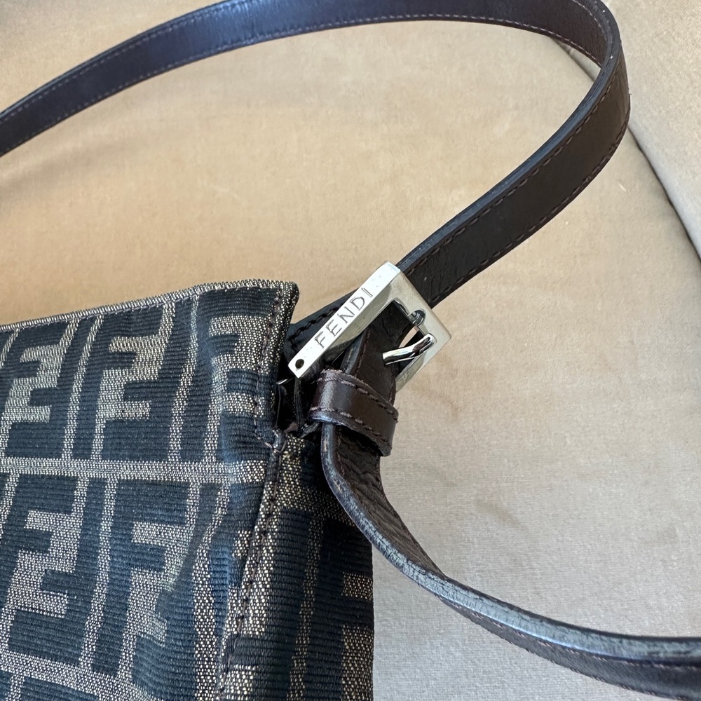Fendi Zucca Baguette - Picture 6 of 9